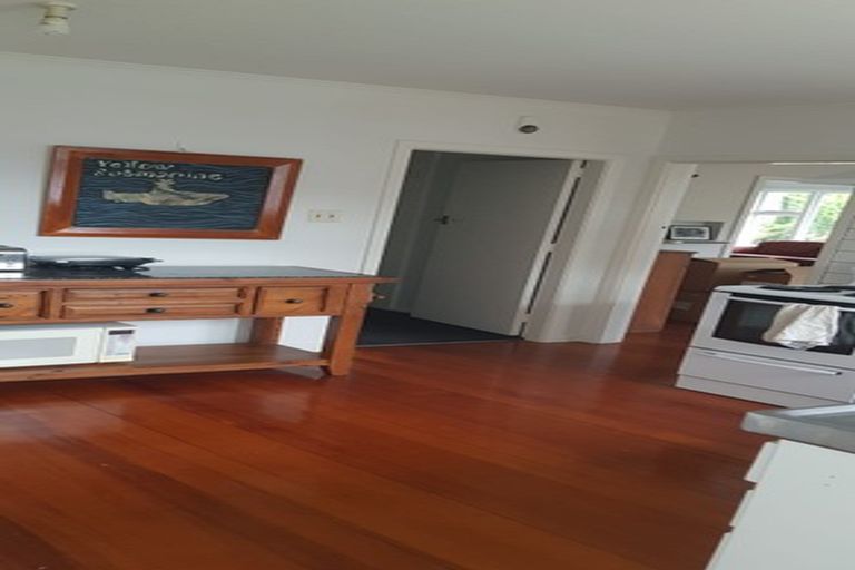 Photo of property in 33 Joyce Crescent, Ilam, Christchurch, 8041