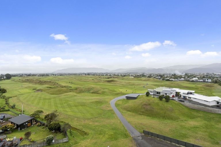 Photo of property in The Links, 22/378-382 Kapiti Road, Paraparaumu Beach, Paraparaumu, 5032