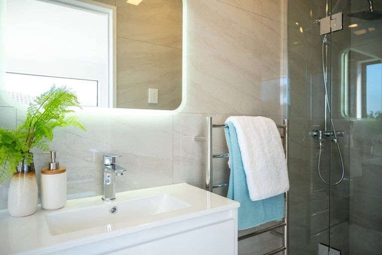 Photo of property in 71a Cornwall Road, Papatoetoe, Auckland, 2025