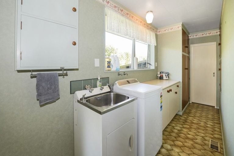 Photo of property in 39 Awamoa Road, Holmes Hill, Oamaru, 9401