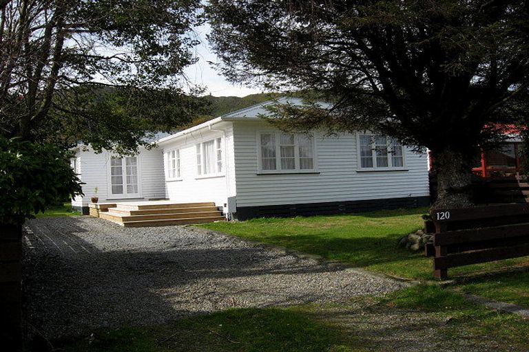 Photo of property in 120 Wise Street, Wainuiomata, Lower Hutt, 5014