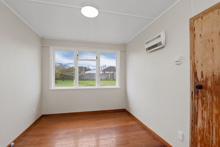 Photo of property in 33 Eureka Street, Aranui, Christchurch, 8061
