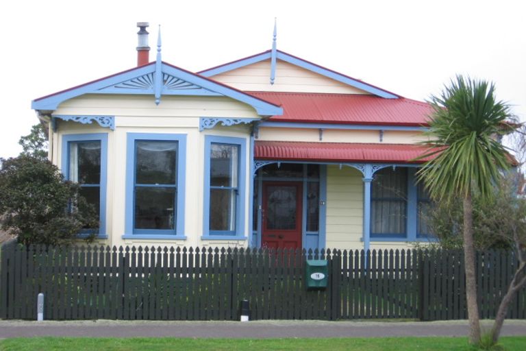 Photo of property in 19 Waldegrave Street, Palmerston North, 4410