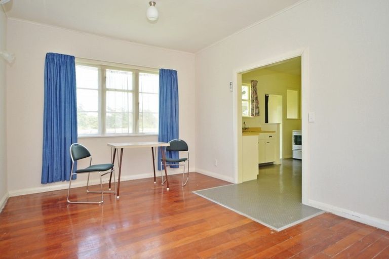 Photo of property in 46 Brandon Street, Featherston, 5710