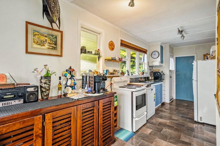 Photo of property in 22 Tarawa Street, Paekakariki, 5034