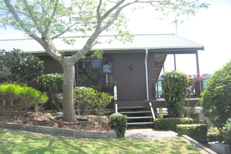 Photo of property in 11 Moana Drive, Tanners Point, Katikati, 3177
