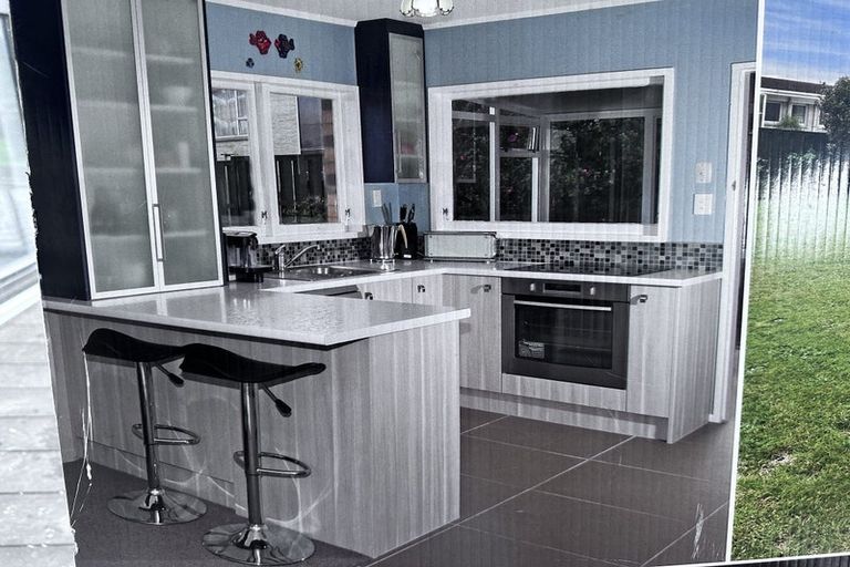 Photo of property in 28b Pegler Drive, Howick, Auckland, 2014