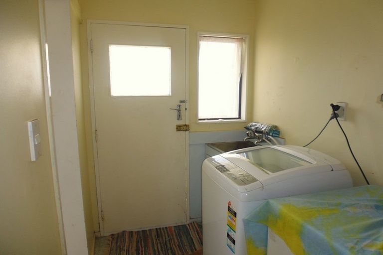 Photo of property in 6b Kilkee Terrace, Flaxmere, Hastings, 4120