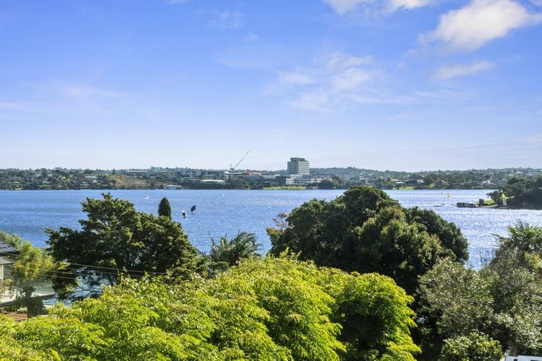 Photo of property in 314a Hurstmere Road, Takapuna, Auckland, 0622