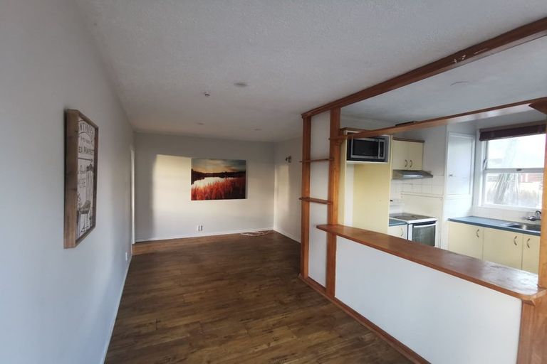 Photo of property in 1/4 Sydney Street, Hauraki, Auckland, 0622