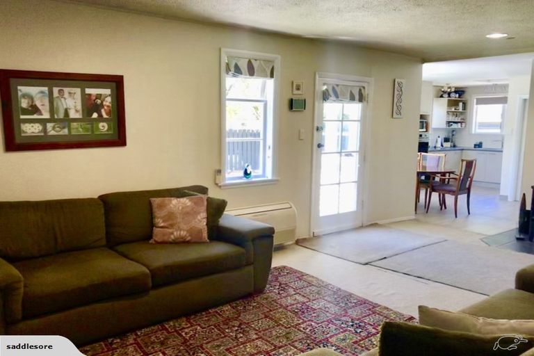 Photo of property in 56 Hastings Street, Southbridge, 7602