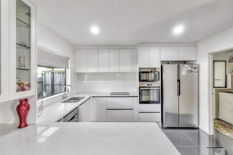 Photo of property in 12 Masters Place, Favona, Auckland, 2024