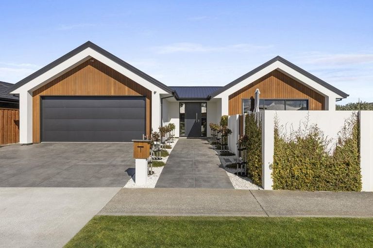 Photo of property in 1 Manaia Street, Pegasus, 7612