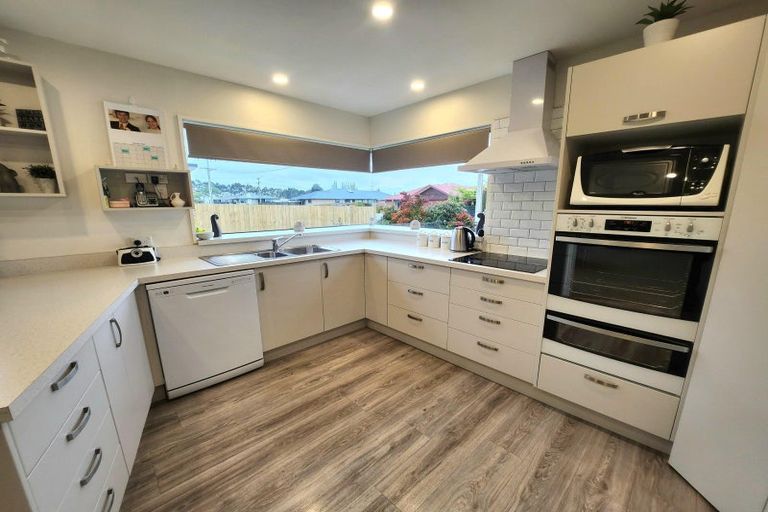 Photo of property in 6 Kenilworth Road, Oamaru North, Oamaru, 9400