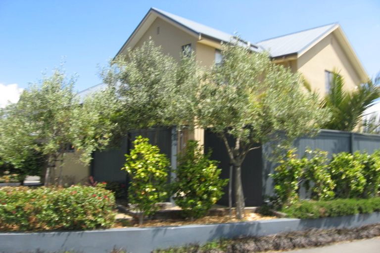 Photo of property in 53 Fairway Drive, Shirley, Christchurch, 8061