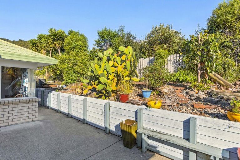 Photo of property in 27 Villa Grove, Paraparaumu, 5032