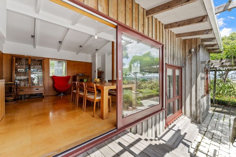 Photo of property in 4186 Kaipara Coast Highway, Tauhoa, Warkworth, 0984