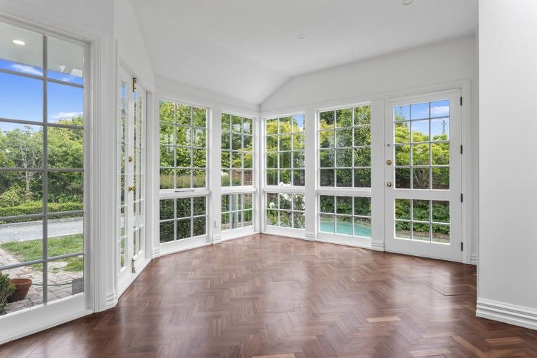 Photo of property in 65 Kotare Street, Fendalton, Christchurch, 8041