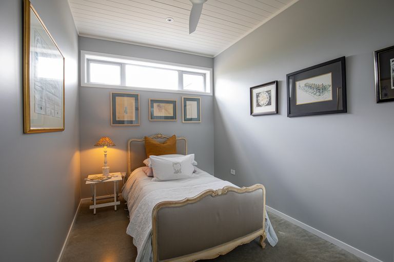 Photo of property in 32 Naylor Street, Clyde, 9330