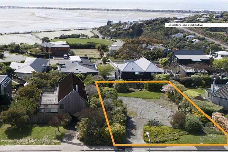Photo of property in 36 Santa Maria Avenue, Mount Pleasant, Christchurch, 8081