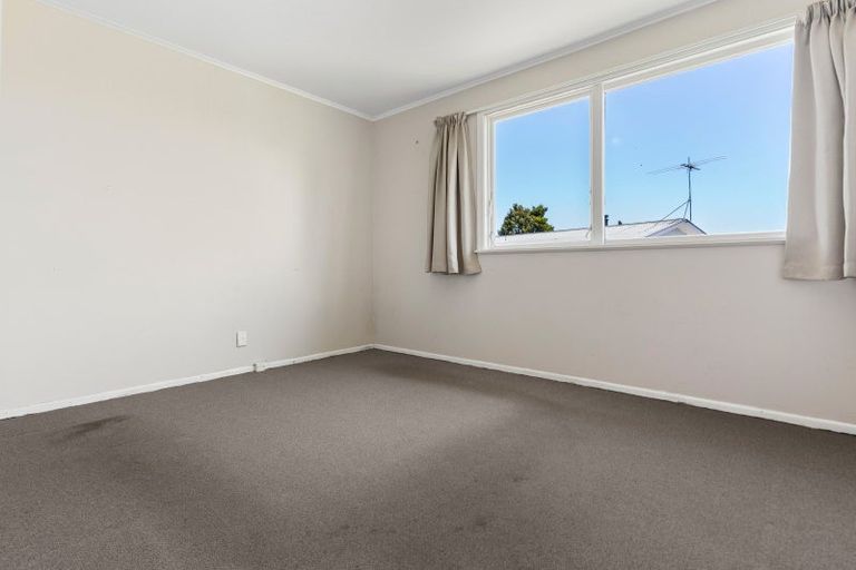 Photo of property in 22 President Avenue, Papakura, 2110