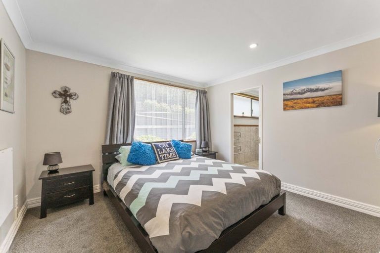 Photo of property in 85 Mapara Road, Acacia Bay, Taupo, 3385