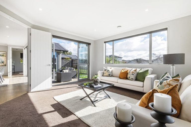 Photo of property in 16 Major Henry Greens, Silverdale, 0932