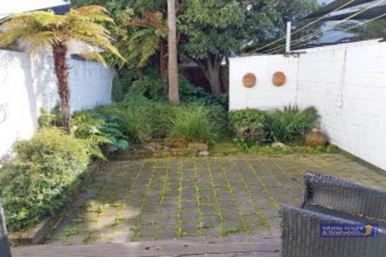 Photo of property in 2/10 Sherborne Street, St Albans, Christchurch, 8014