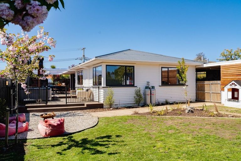 Photo of property in 12 Montrose Street, Mosgiel, 9024
