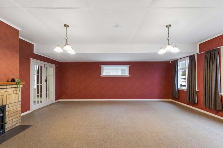Photo of property in 4 Godwin Crescent, College Estate, Whanganui, 4500