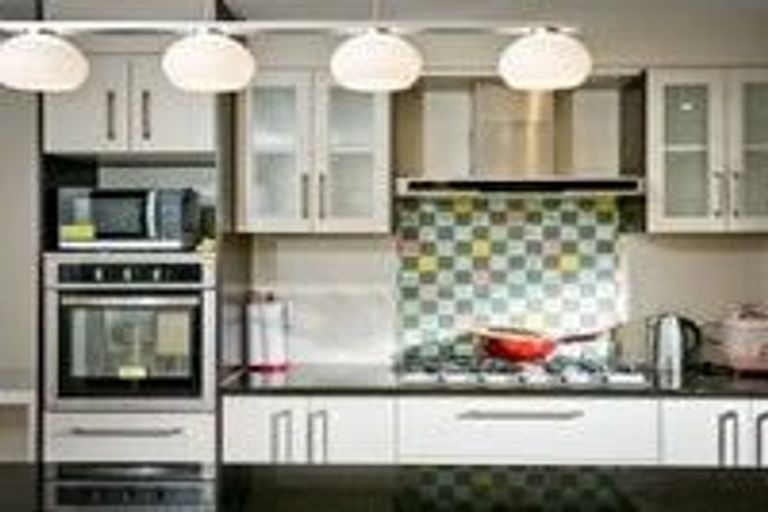 Photo of property in 62 Laurel Oak Drive, Schnapper Rock, Auckland, 0632