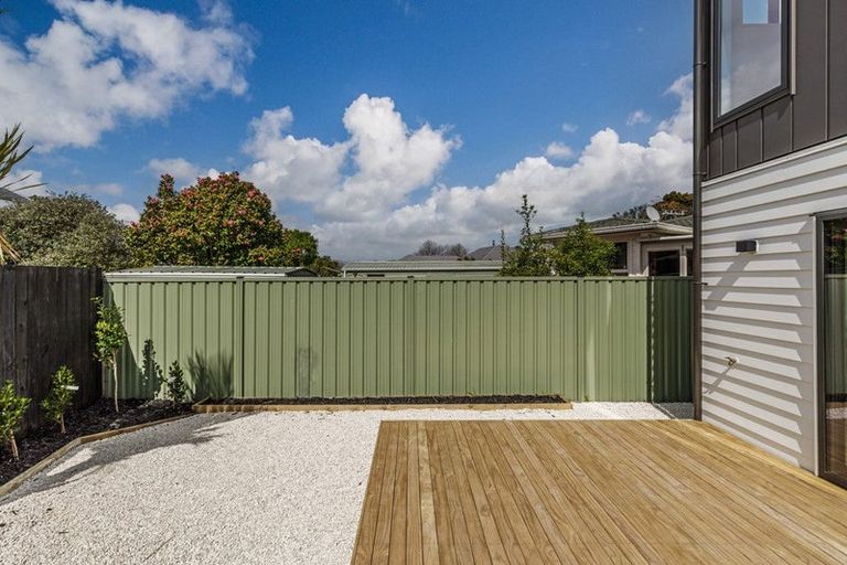 Photo of property in 647e Te Atatu Road, Te Atatu Peninsula, Auckland, 0610