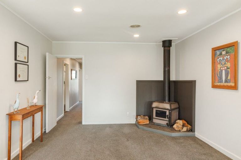 Photo of property in 145 Brougham Street, Westport, 7825