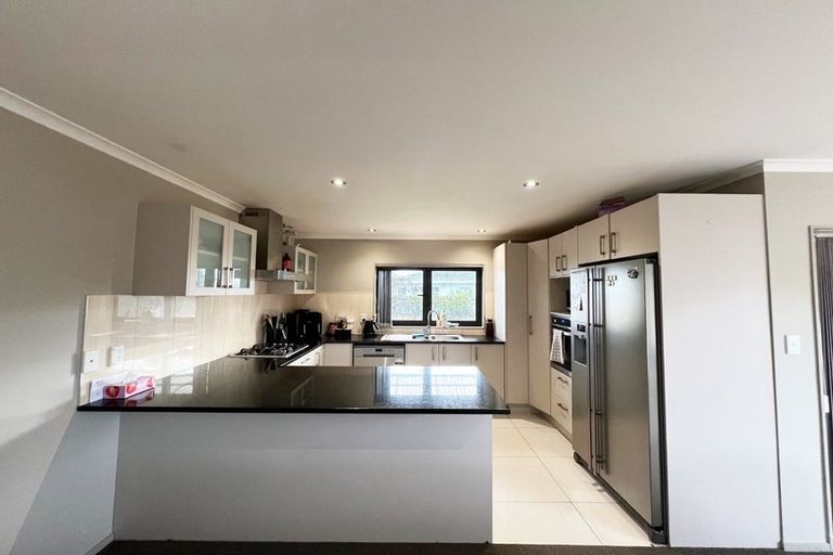 Photo of property in 3c Orams Road, Hillpark, Auckland, 2102
