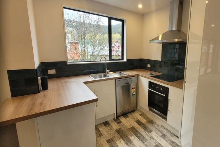 Photo of property in 4 Butler Street, Naenae, Lower Hutt, 5011