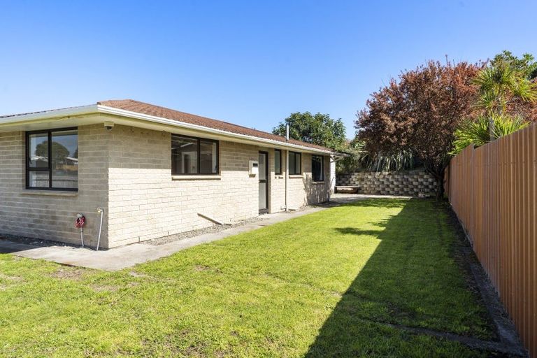 Photo of property in 87 Norfolk Crescent, Otaki Beach, Otaki, 5512