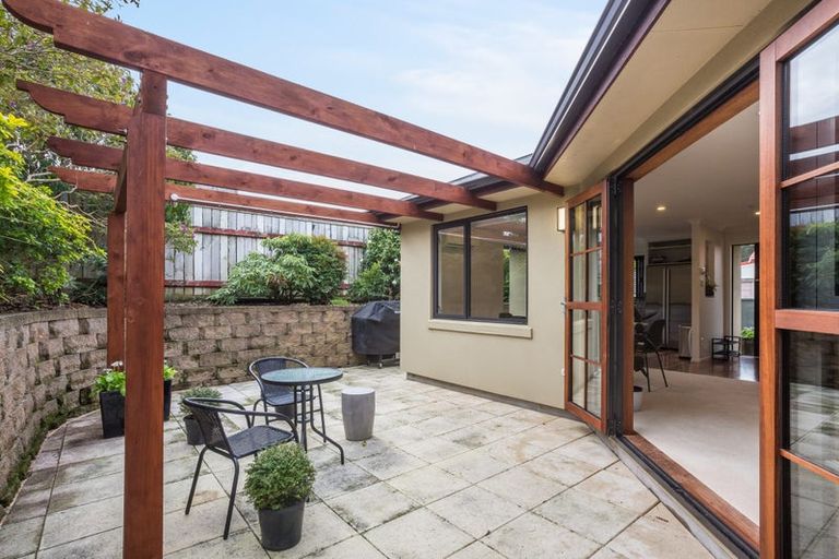 Photo of property in 15a Tennyson Street, Petone, Lower Hutt, 5012