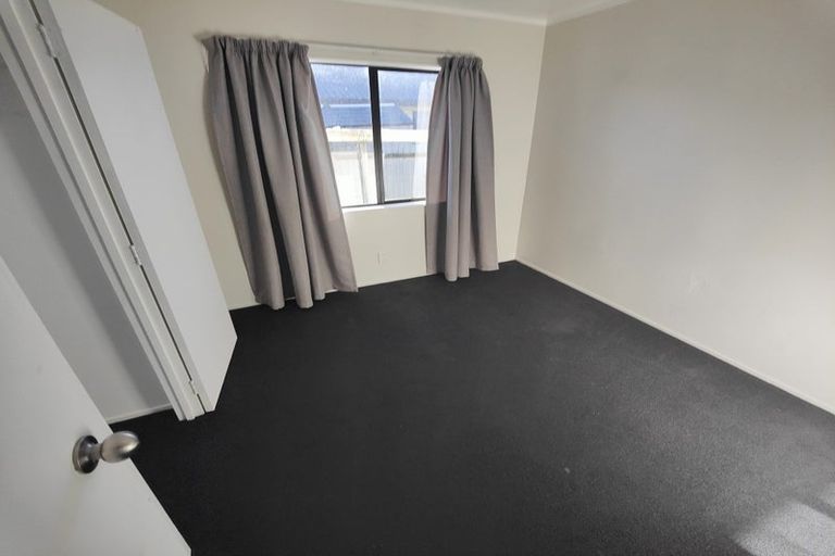 Photo of property in 77 Massey Street, Frankton, Hamilton, 3204