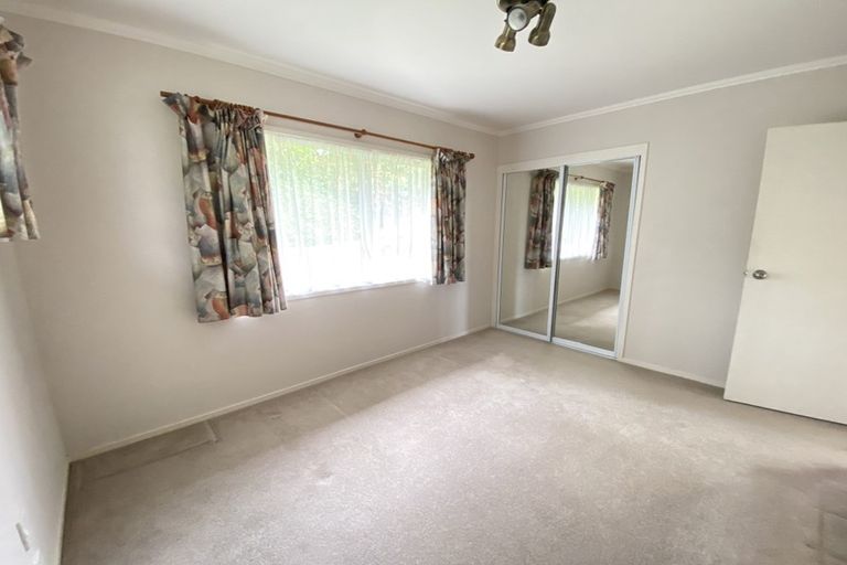 Photo of property in 23 Jellicoe Road, Murrays Bay, Auckland, 0630