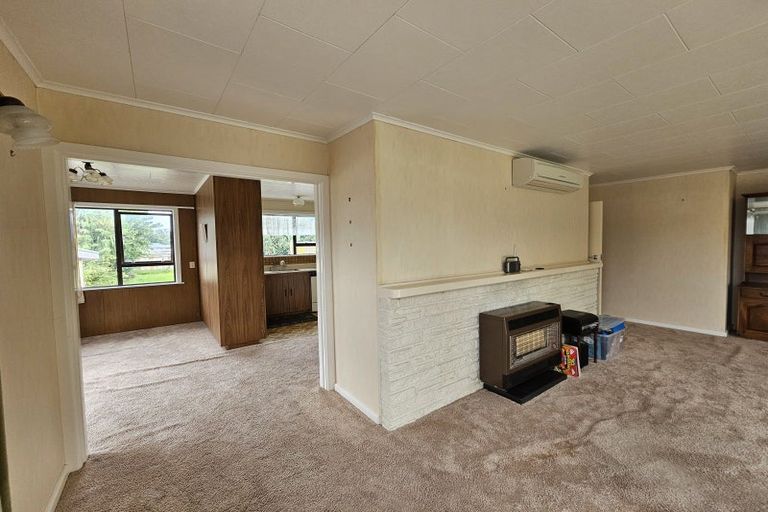 Photo of property in 2 Oaklea Avenue, Marton, 4710