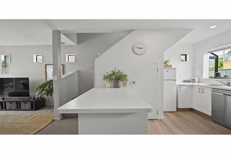 Photo of property in 4/60 Matipo Street, Riccarton, Christchurch, 8041