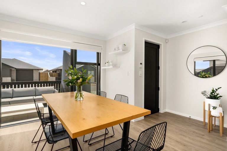 Photo of property in 122 Union Drive, Papamoa, 3118