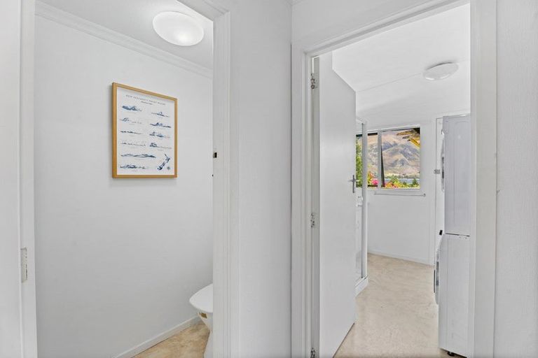 Photo of property in 50 Beacon Point Road, Wanaka, 9305