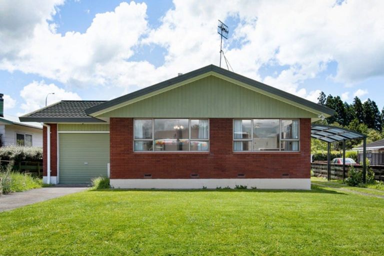 Photo of property in 15 Tui Place, Katikati, 3129