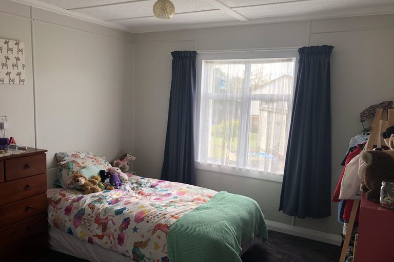 Photo of property in 36 Hamlet Street, Stratford, 4332