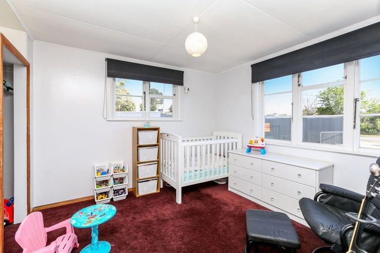 Photo of property in 89 Frankley Road, Frankleigh Park, New Plymouth, 4310