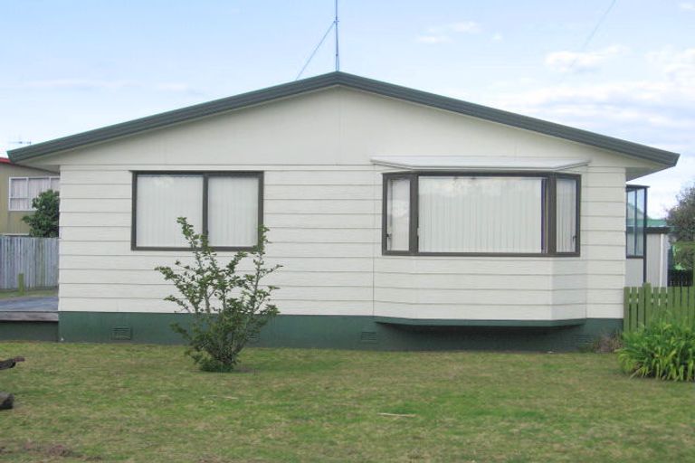 Photo of property in 312a Given Avenue, Whangamata, 3620