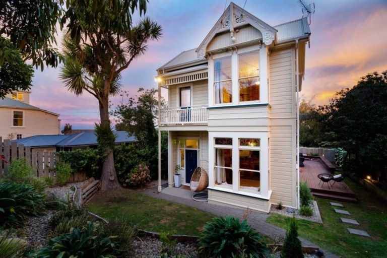 Photo of property in 14 Kilgour Street, Roslyn, Dunedin, 9010