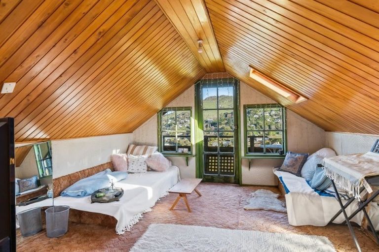 Photo of property in 10 Bridle Path, Lyttelton, 8082