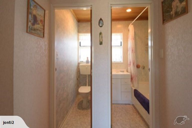 Photo of property in 15 Westmoreland Place, Cromwell, 9310